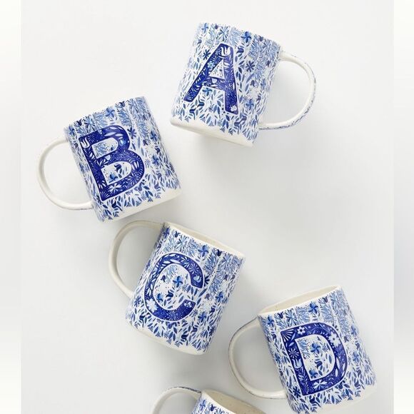 Monogram “O” Mug - Picture 1 of 2